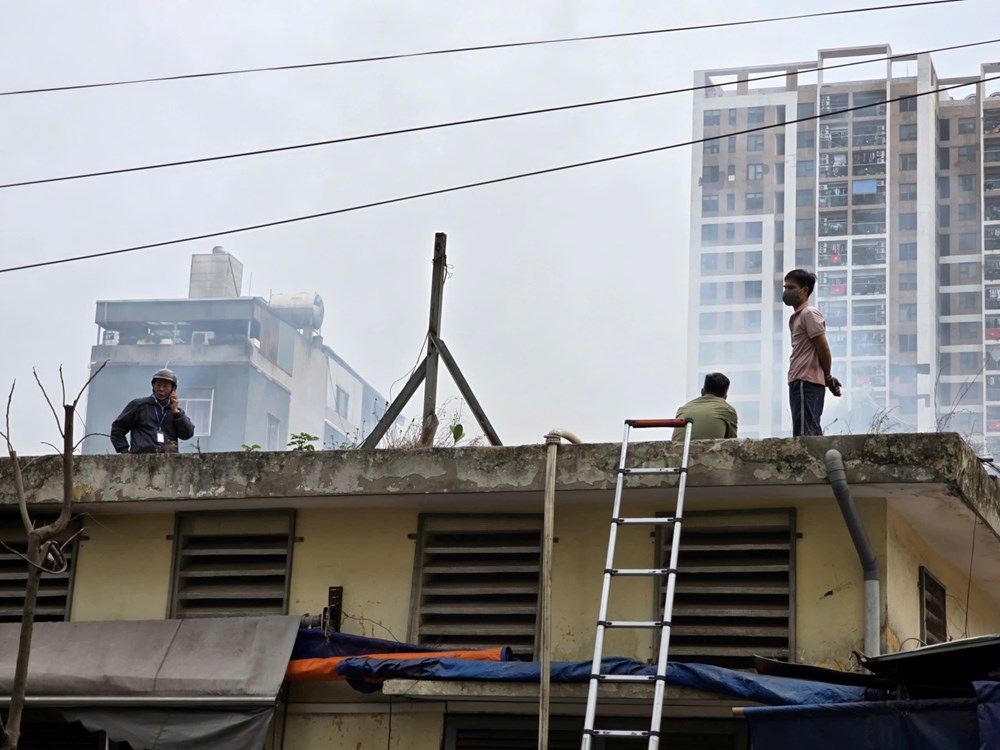 Hà Nội: Cháy lớn tại chợ Xanh Định Công, nhiều gian hàng bị thiêu rụi - ảnh 5