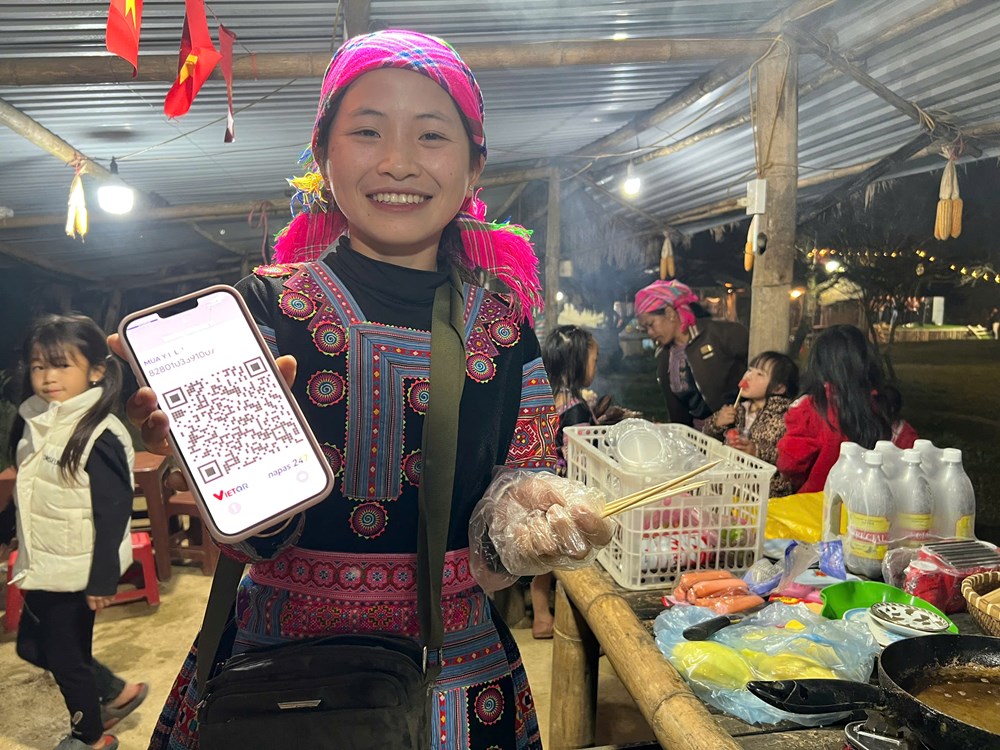 Đánh thức “nàng tiên” du lịch Hang Kia - Pà Cò - ảnh 11