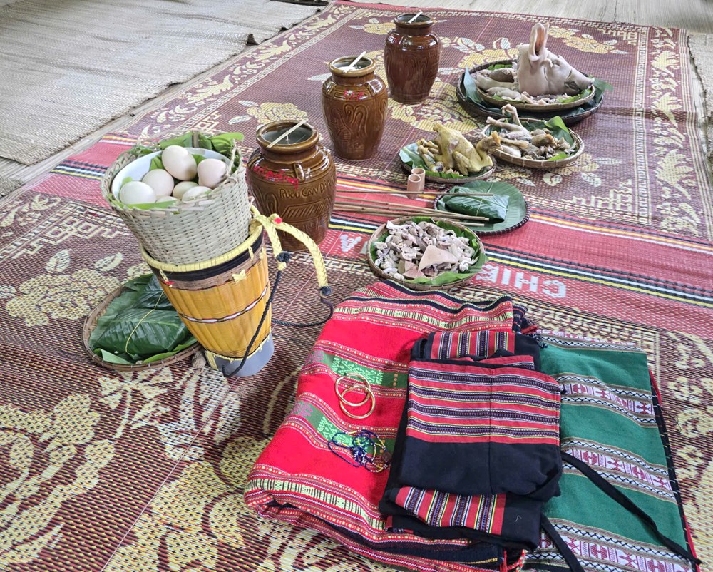 Độc đáo lễ cưới của đồng bào các dân tộc Tây Nguyên  - ảnh 3