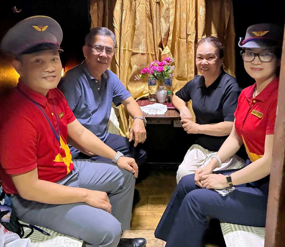 Liên tiếp trả lại vàng, tiền thất lạc cho khách đi tàu dịp Tết Dương lịch 2026 - ảnh 1