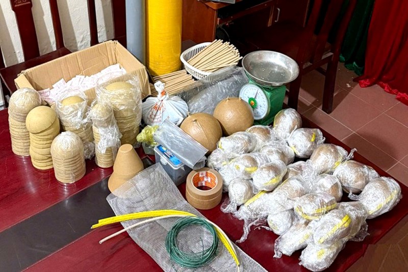 Báo động tình trạng chế tạo, buôn bán pháo trái phép dịp cận Tết - ảnh 2