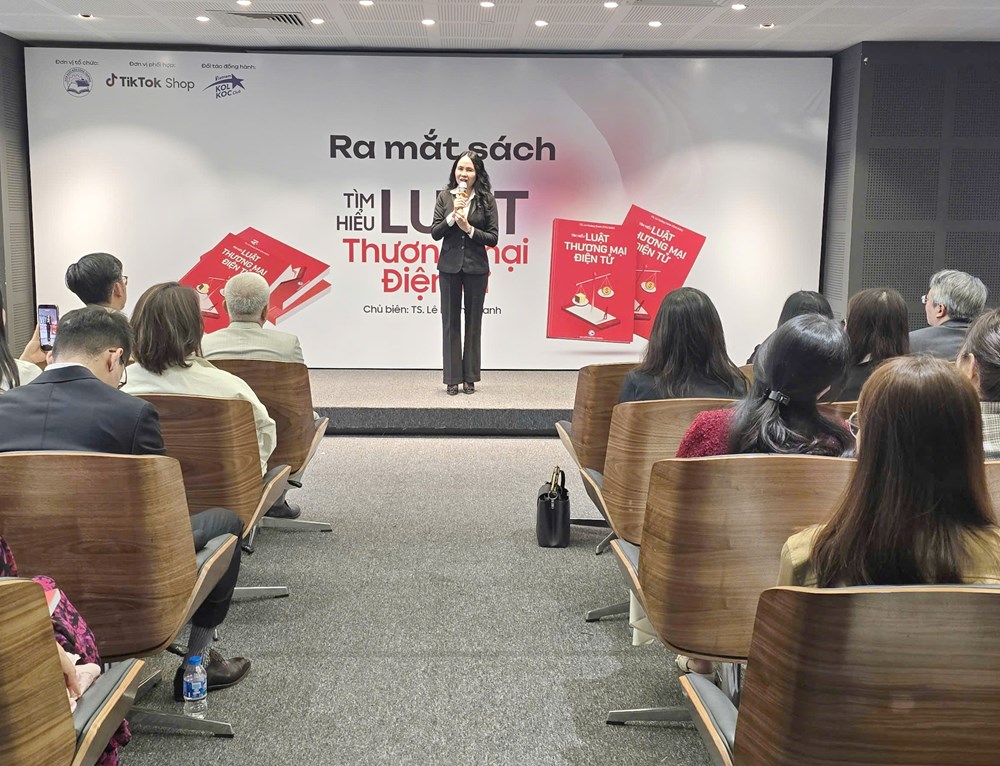  Ra mắt sách “Tìm hiểu Luật Thương mại điện tử” - ảnh 2