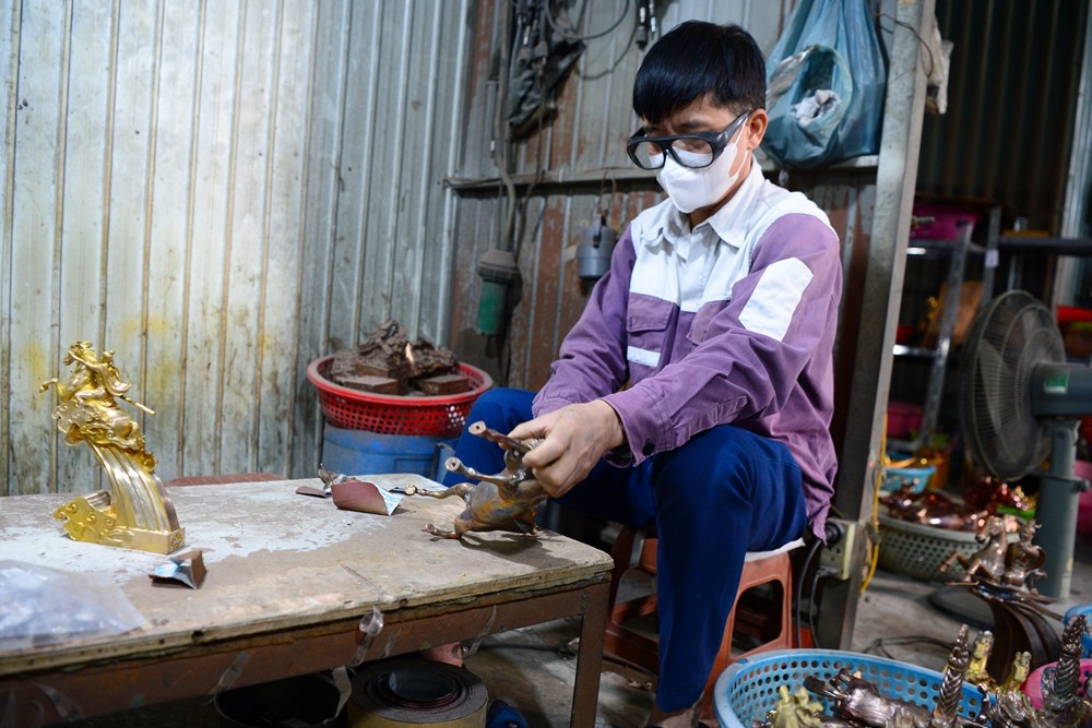 Ngựa dát vàng khuấy động thị trường quà tặng Tết Bính Ngọ 2026 - ảnh 8