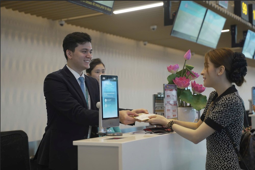 Khai thác hơn 1.300 chuyến bay đêm dịp Tết Nguyên đán 2026 - ảnh 2