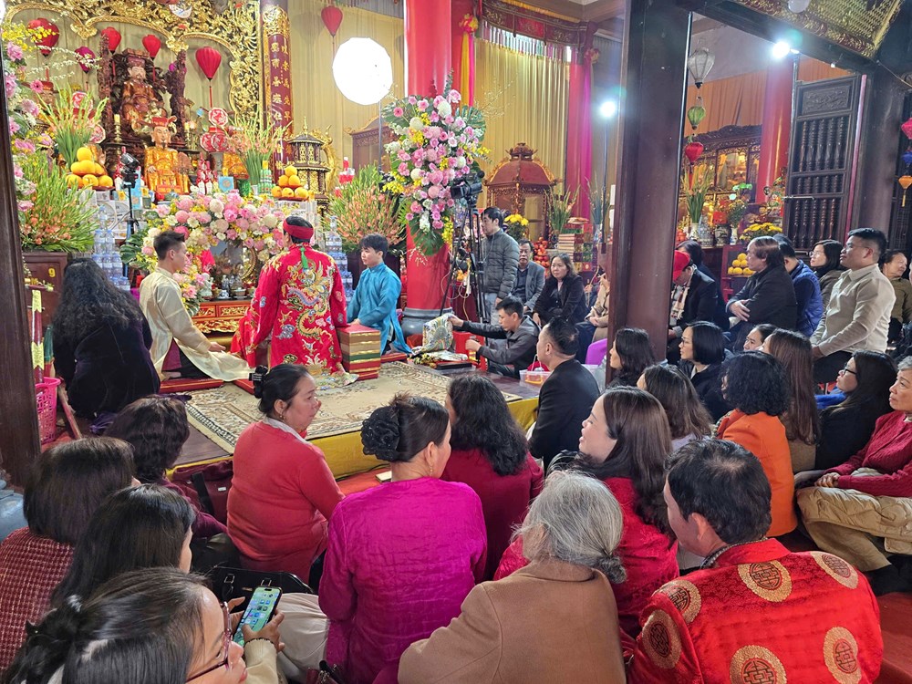 Phát huy “chốn Tổ” của tín ngưỡng thờ Mẫu gắn với phát triển du lịch  - ảnh 7