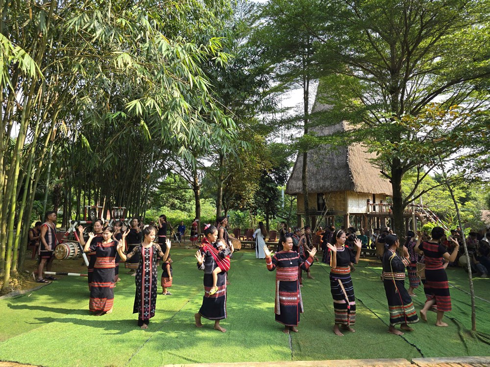 Bản hòa ca đại đoàn kết “Xuân quê hương” 2026  - ảnh 6