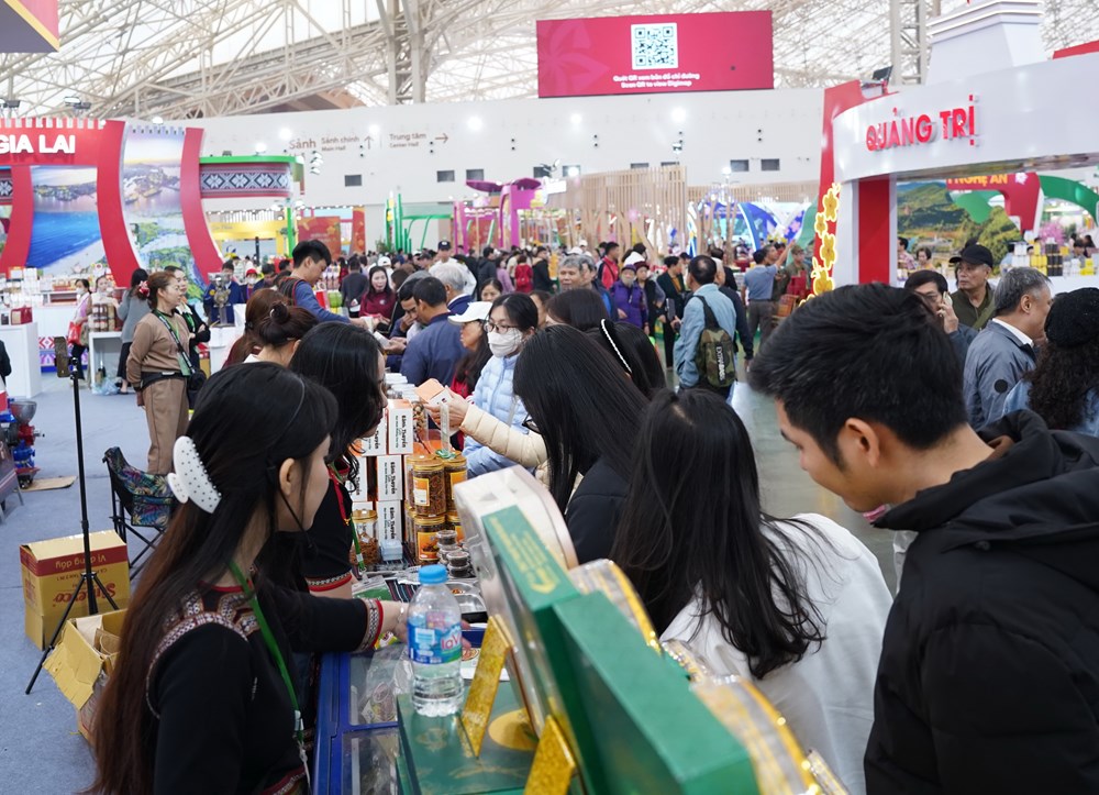 Hội chợ mùa Xuân 2026: Sức mua bứt phá, doanh nghiệp hồ hởi  - ảnh 3
