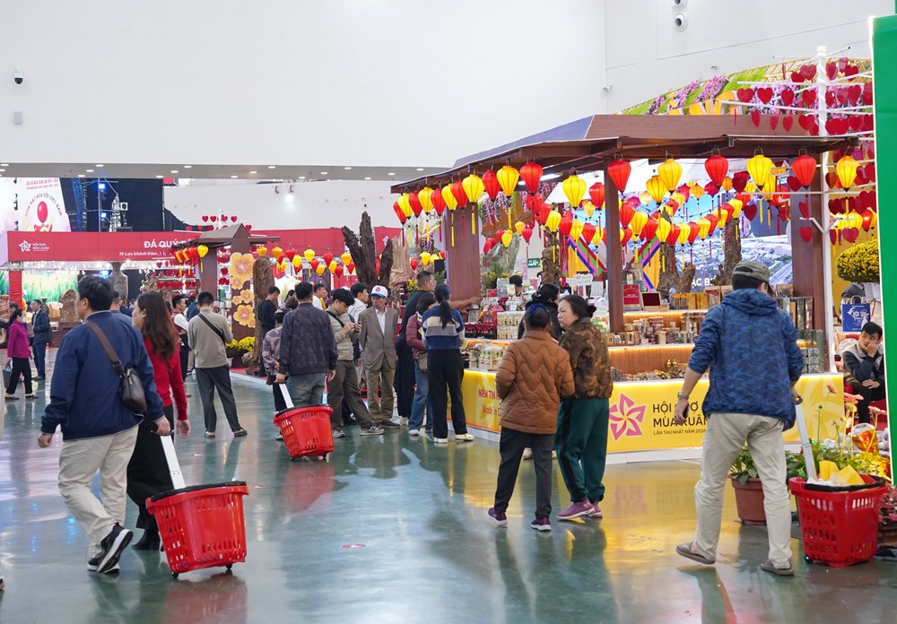 Hội chợ mùa Xuân 2026: Sức mua bứt phá, doanh nghiệp hồ hởi  - ảnh 1