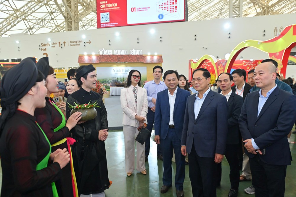 Phó Thủ tướng Bùi Thanh Sơn: Hội chợ Mùa Xuân 2026 là nơi mua sắm và hưởng thụ không khí mùa xuân - ảnh 2