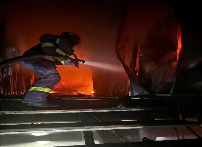 Tăng cường phòng ngừa cháy nổ tại kho xưởng sản xuất  - ảnh 1