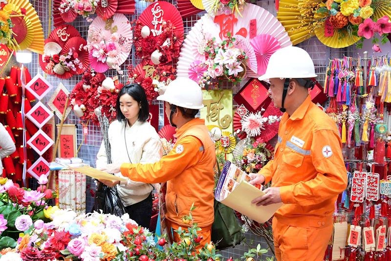 Ngành điện khuyến cáo gì về đốt vàng mã và sử dụng thiết bị điện dịp Tết?  - ảnh 1