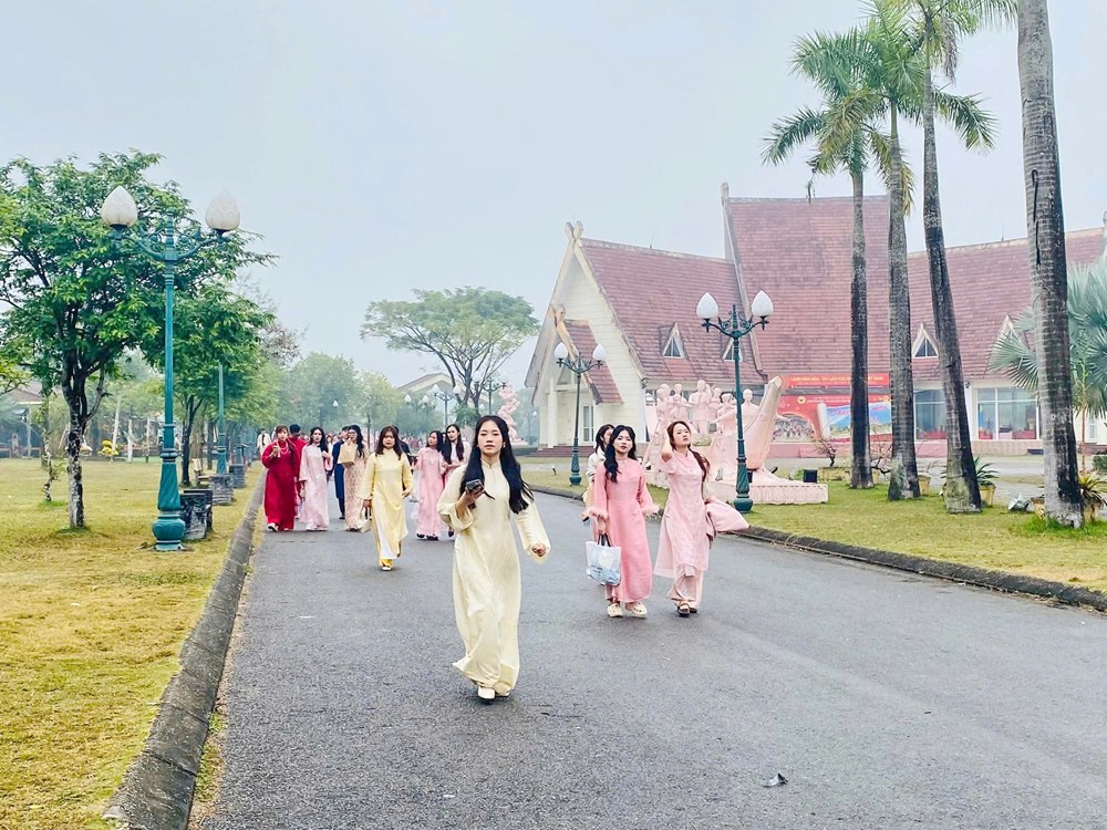 Điểm du xuân đẹp nao lòng chỉ cách Hà Nội 40 km  - ảnh 1