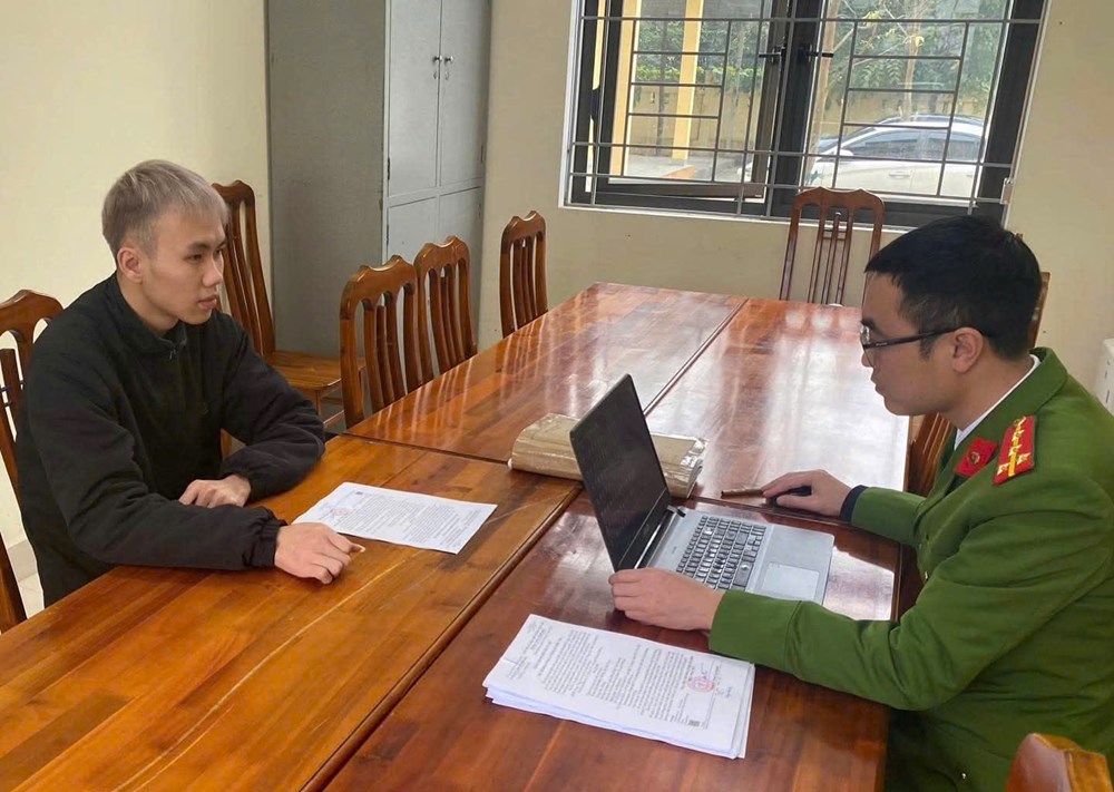 Khởi tố đối tượng giao xe cho người không đủ điều kiện điều khiển gây hậu quả nghiêm trọng - ảnh 1