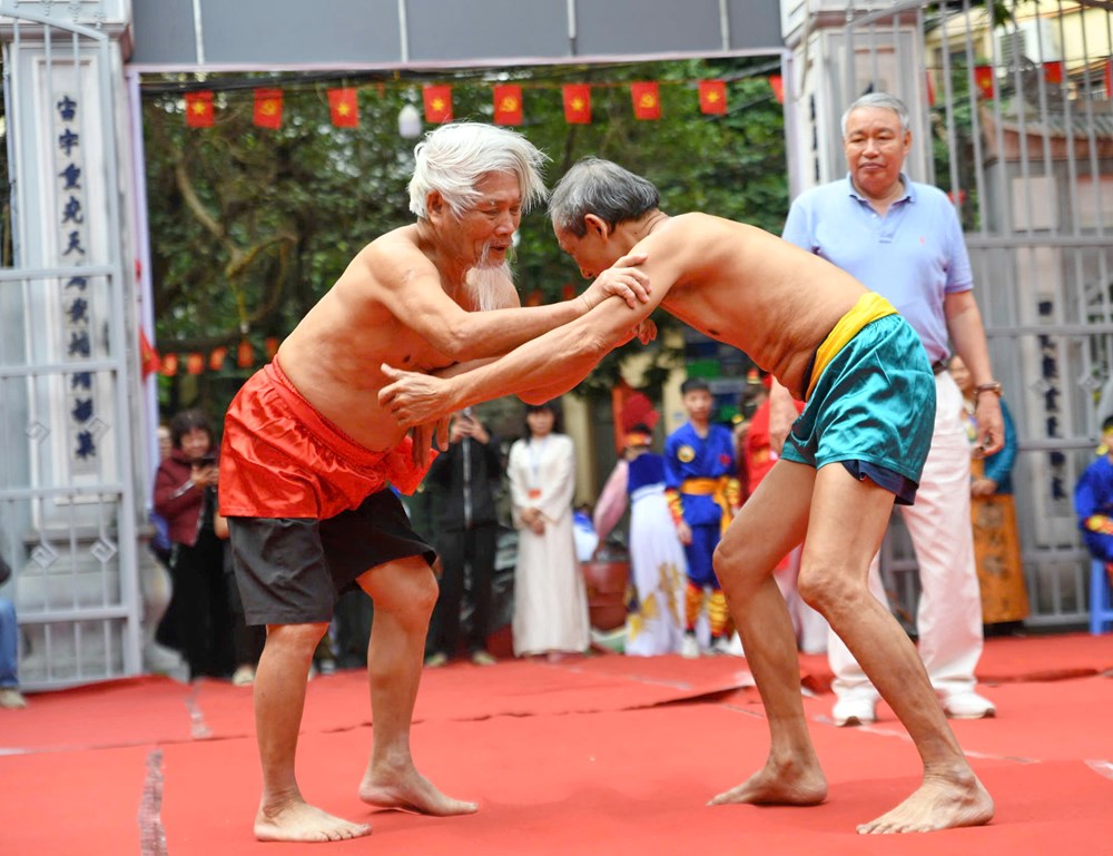 Tinh thần thượng võ ở sới vật đình Mai Động  - ảnh 12