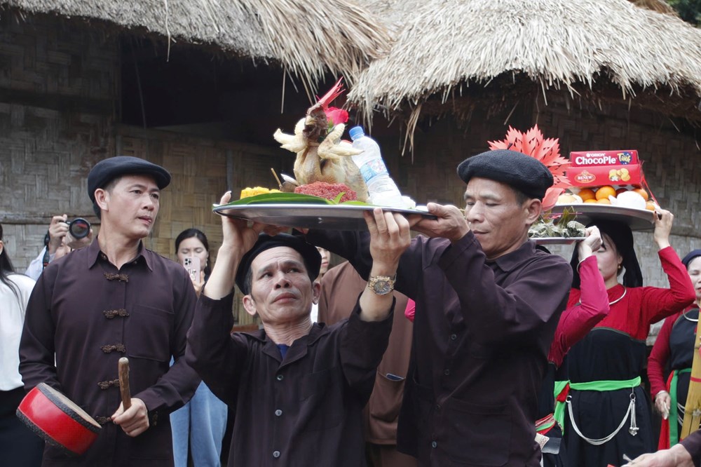 Rộn ràng lễ hội Xuống đồng của đồng bào Cao Lan  - ảnh 8
