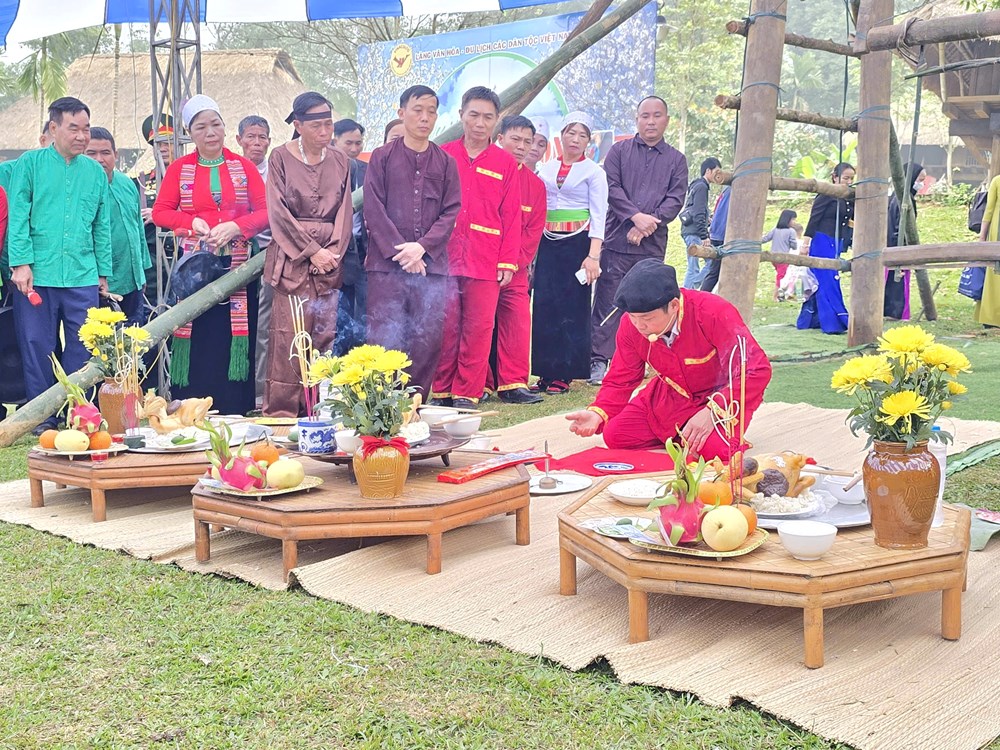 Vui  hội Ví đu của người Mường giữa lòng Thủ đô - ảnh 9