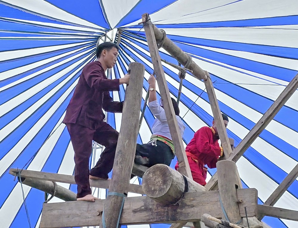 Vui  hội Ví đu của người Mường giữa lòng Thủ đô - ảnh 13