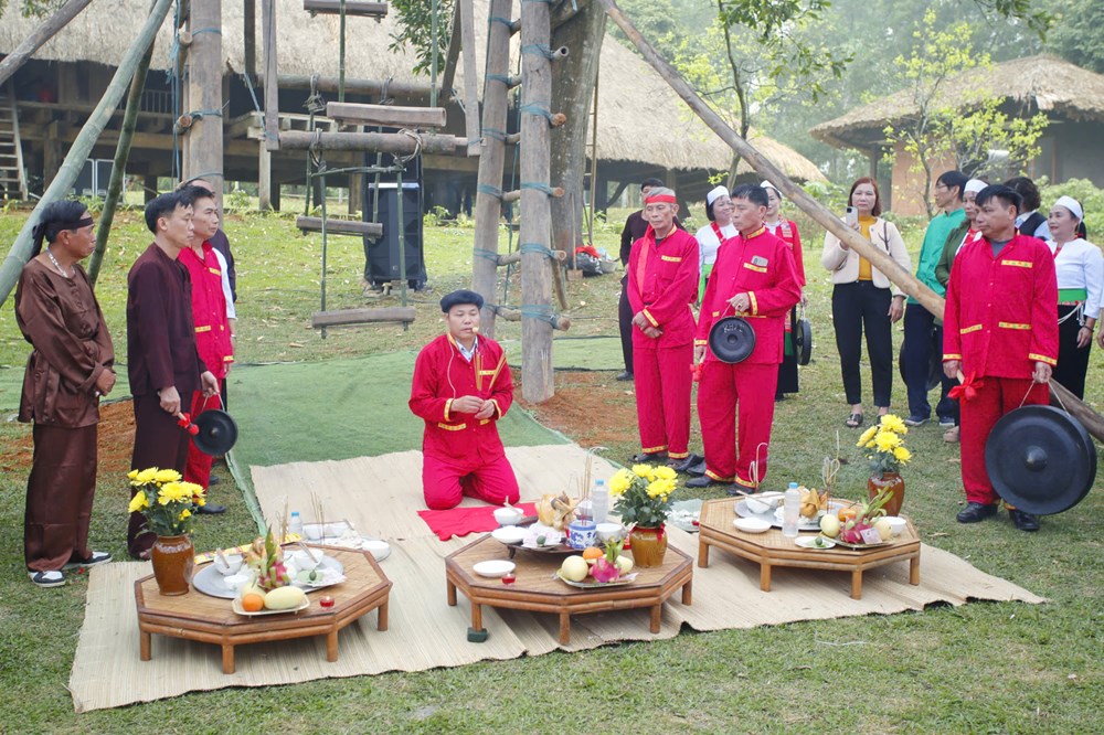 Vui  hội Ví đu của người Mường giữa lòng Thủ đô - ảnh 6