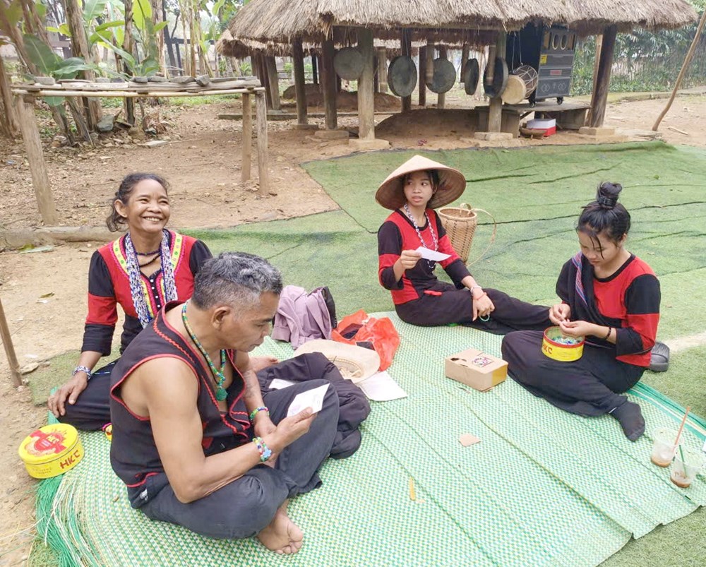 Rộn ràng không khí Ngày hội non sông tại Làng Văn hóa - Du lịch các dân tộc Việt Nam  - ảnh 2