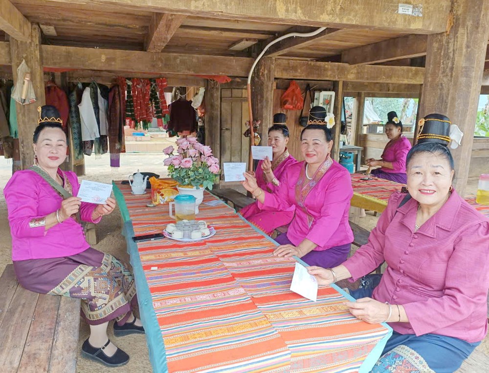 Rộn ràng không khí Ngày hội non sông tại Làng Văn hóa - Du lịch các dân tộc Việt Nam  - ảnh 3