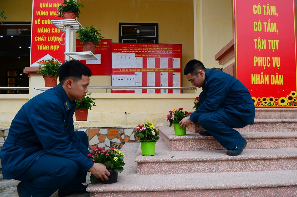 Chiến sĩ trẻ vinh dự tự hào hướng về Ngày hội non sông - ảnh 10