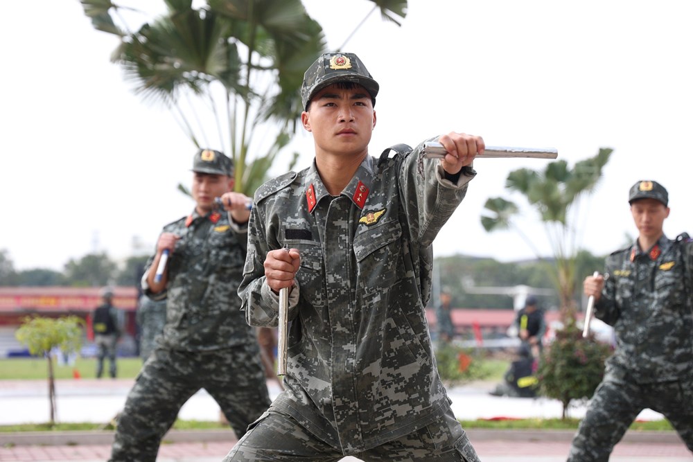 Cảnh sát đặc nhiệm sẵn sàng bảo đảm an ninh cho Ngày hội non sông - ảnh 5