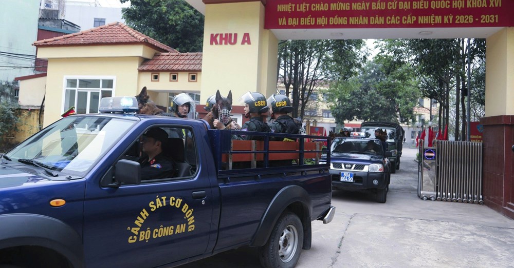 Cảnh sát đặc nhiệm sẵn sàng bảo đảm an ninh cho Ngày hội non sông - ảnh 11