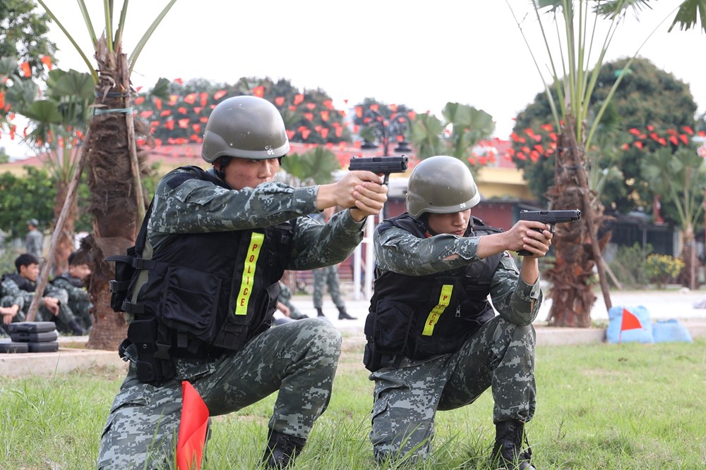 Cảnh sát đặc nhiệm sẵn sàng bảo đảm an ninh cho Ngày hội non sông - ảnh 6