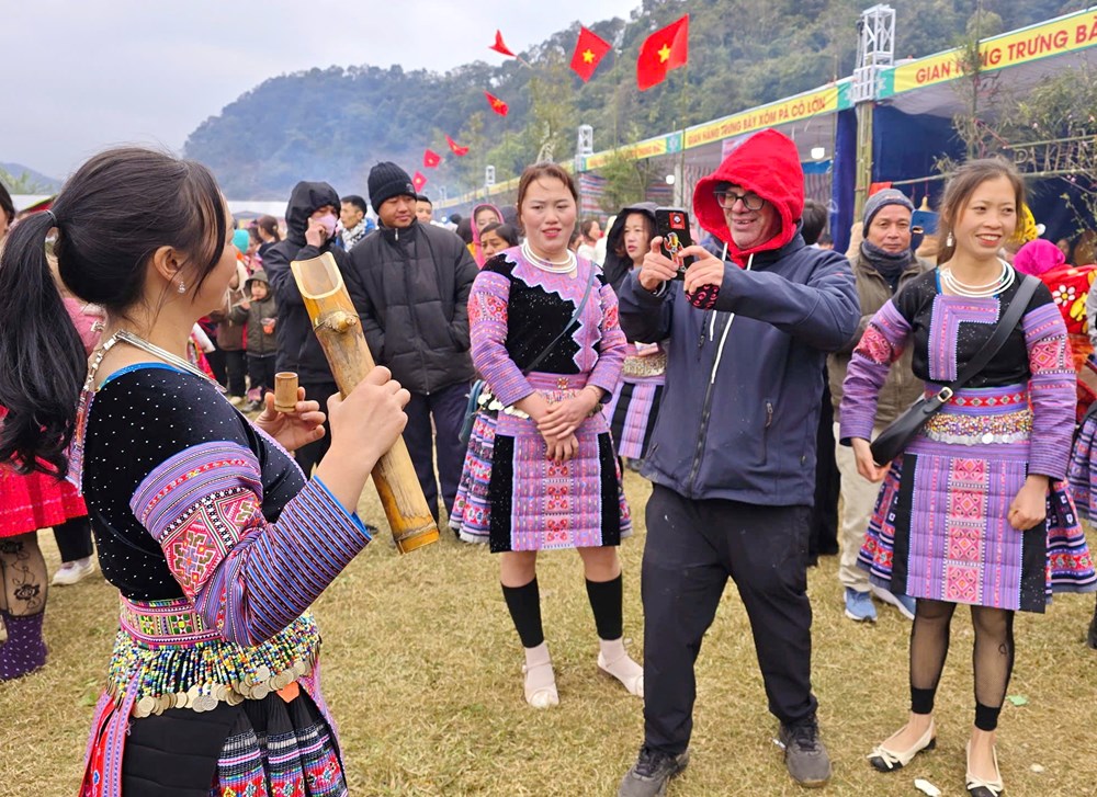 Cần có cơ chế đặc thù để bảo tồn và phát huy văn hóa dân tộc thiểu số đi vào thực chất  - ảnh 6