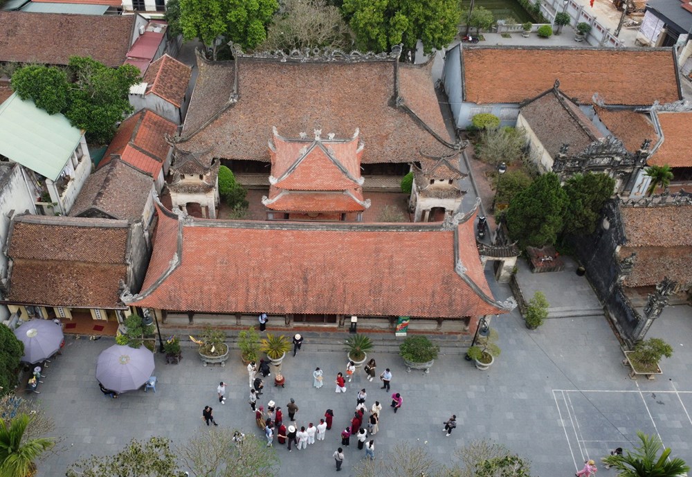 Hát Xoan dưới mái đình cổ hơn 300 năm tuổi - ảnh 1