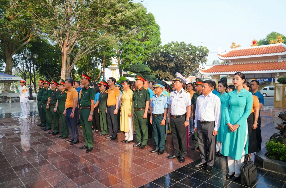 “Chuyến bay Màu Xanh - Tri ân quá khứ, lan tỏa giá trị bình đẳng giới” - ảnh 5