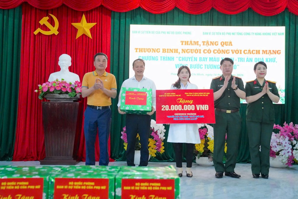 “Chuyến bay Màu Xanh - Tri ân quá khứ, lan tỏa giá trị bình đẳng giới” - ảnh 9