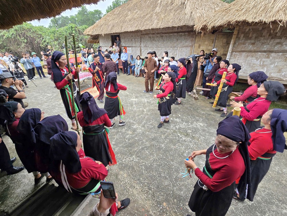 Hội nghị toàn quốc triển khai công tác văn hóa dân tộc  - ảnh 2