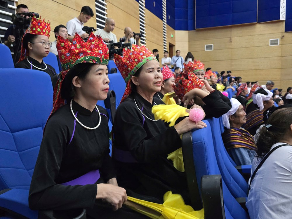 Văn hóa dân tộc thiểu số là nguồn lực nội sinh phát triển bền vững đất nước - ảnh 10