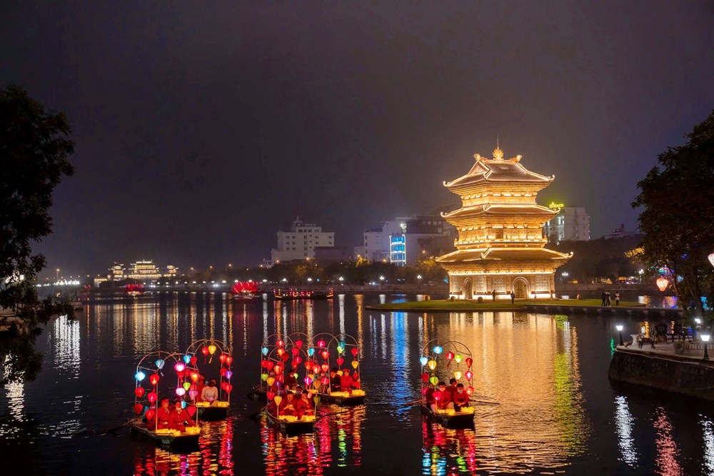 Phố cổ Hoa Lư - Điểm check in đốn tim giới trẻ - ảnh 11