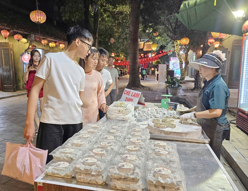 Phố cổ Hoa Lư - Điểm check in đốn tim giới trẻ - ảnh 17