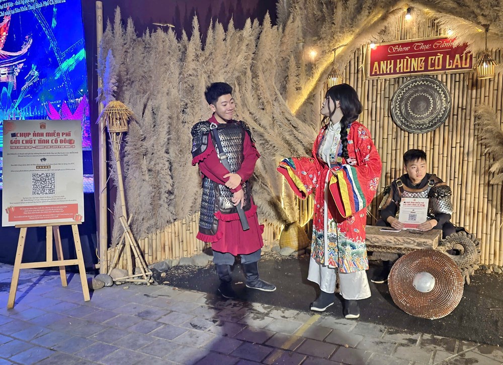 Phố cổ Hoa Lư - Điểm check in đốn tim giới trẻ - ảnh 13