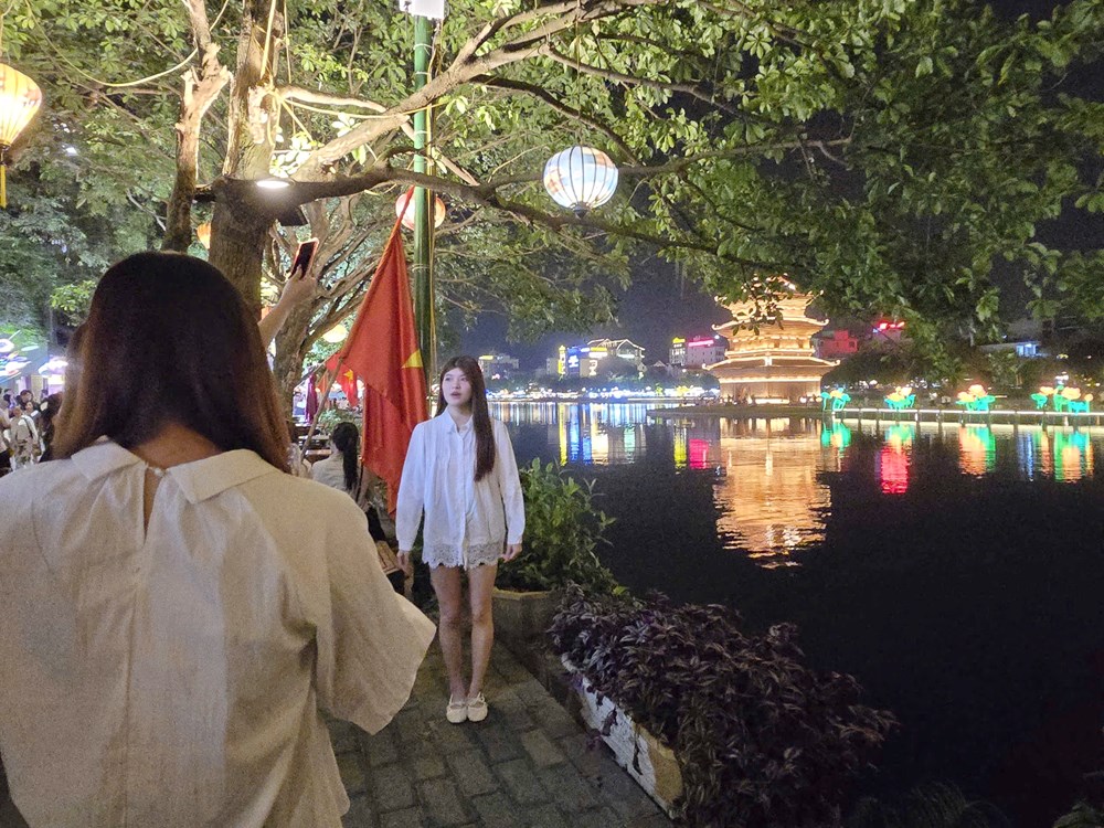 Phố cổ Hoa Lư - Điểm check in đốn tim giới trẻ - ảnh 5