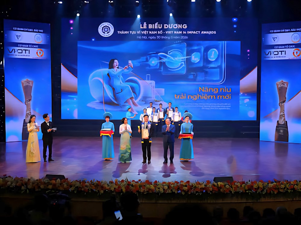 Vietnam Airlines giành cú đúp giải thưởng về chuyển đổi số - ảnh 2