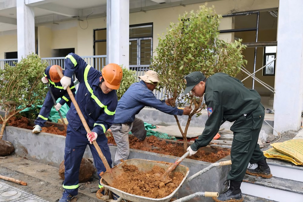 Lai Châu: “Chiến dịch cao điểm 100 ngày đêm” xây dựng trường phổ thông nội trú liên cấp tại các xã biên giới  - ảnh 3