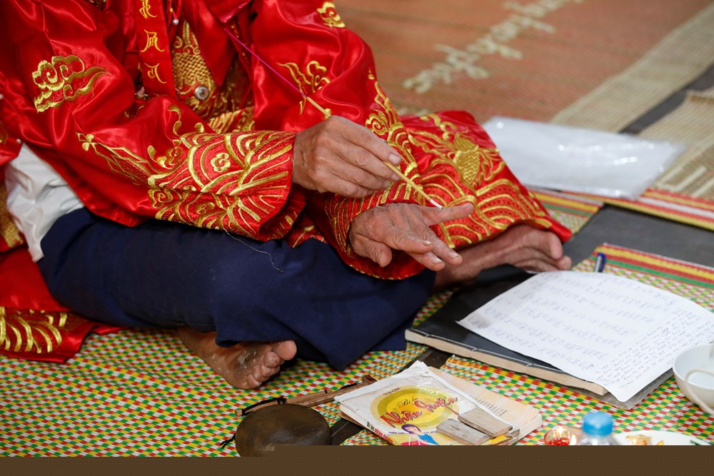  Nét đẹp hiếu kính trong nghi lễ “tôi chòng” của người Tày - ảnh 6
