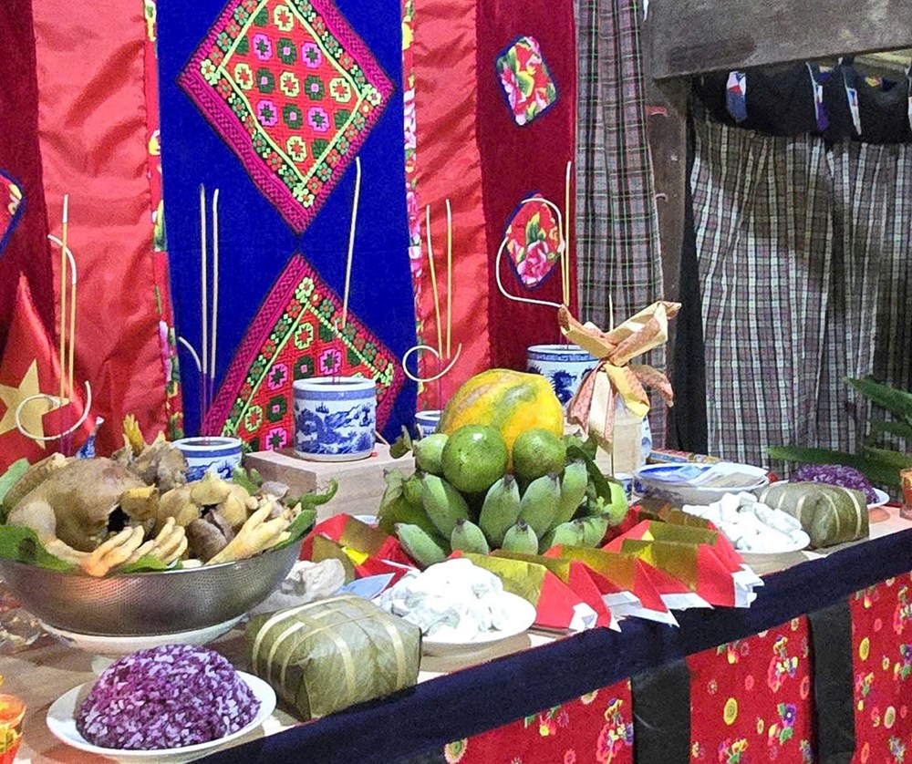  Nét đẹp hiếu kính trong nghi lễ “tôi chòng” của người Tày - ảnh 2