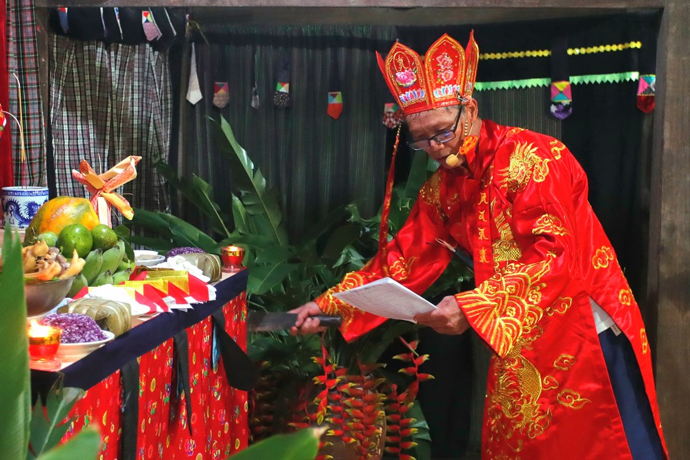  Nét đẹp hiếu kính trong nghi lễ “tôi chòng” của người Tày - ảnh 8