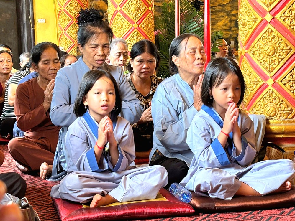 Lễ nhập hạ và cầu siêu anh hùng liệt sĩ tại chùa Khmer - ảnh 5