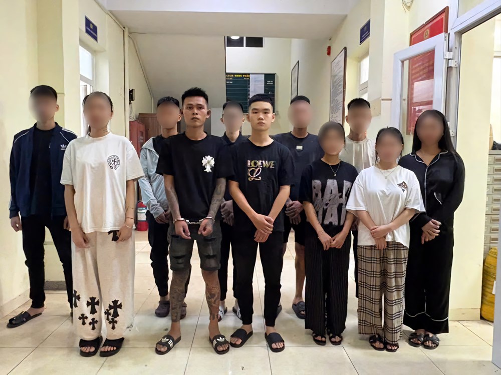 Điều tra nhóm đối tượng đánh nhau tại nhà hàng “Quán Nhỏ“ - ảnh 1
