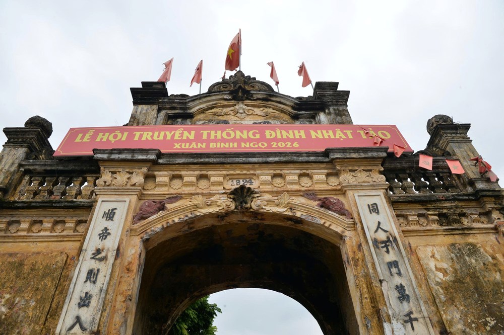 Giữ hồn cốt trăm năm cho cổng làng - ảnh 14