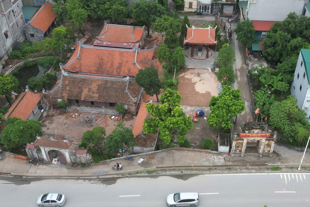 Giữ hồn cốt trăm năm cho cổng làng - ảnh 1