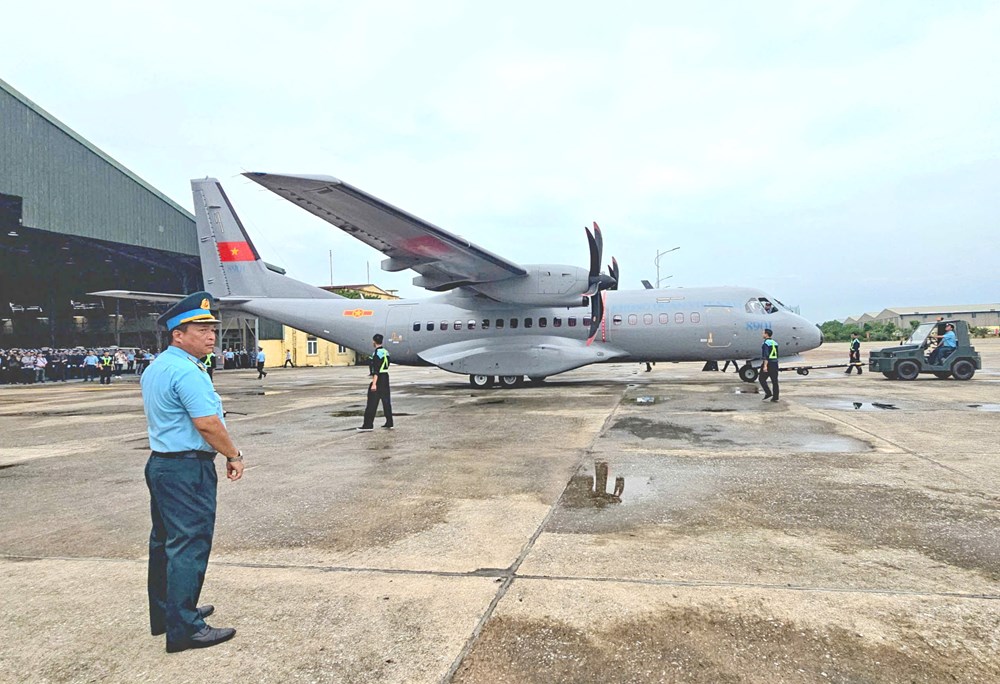 Chuyến bay thiêng liêng vận chuyển 7.104 mẫu sinh phẩm hài cốt liệt sĩ tới Hà Nội - ảnh 1