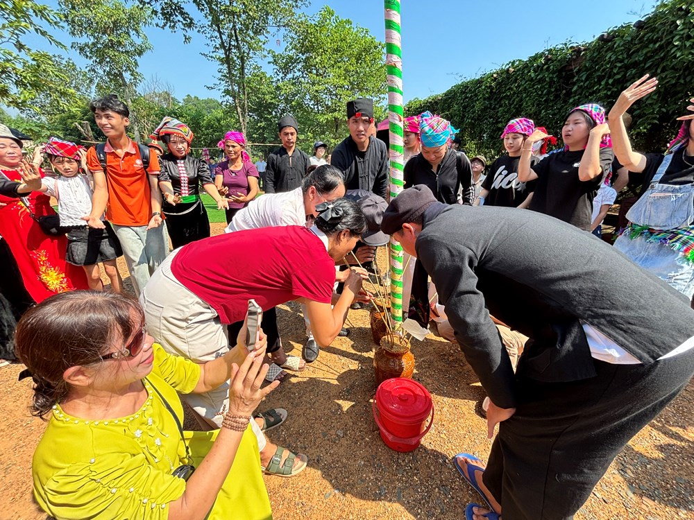 Nét đẹp nhân văn trong Lễ cơm mới của dân tộc Thái - ảnh 13