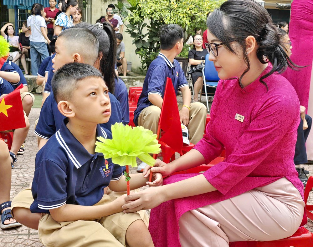 Lễ khai giảng đong đầy yêu thương ở ngôi trường đặc biệt - ảnh 15